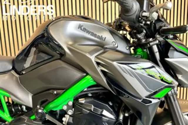 KAWASAKI Z900 (2023) thumbnail 5
