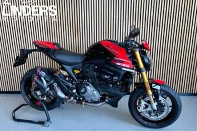 DUCATI MONSTER (2023) thumbnail 1