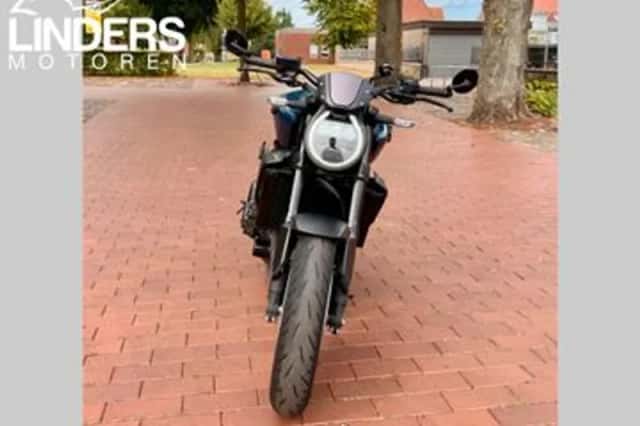 Honda CB1000R (2023) thumbnail 2