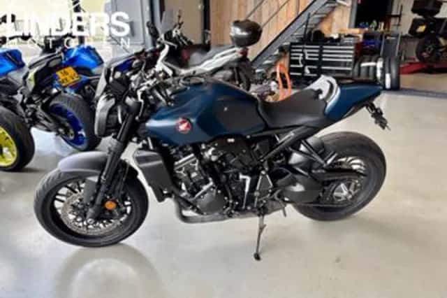 Honda CB1000R (2023) thumbnail 6