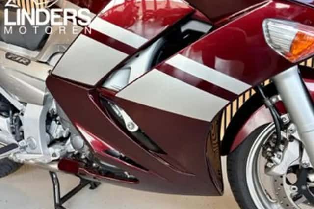 YAMAHA FJR1300 (2007) thumbnail 4