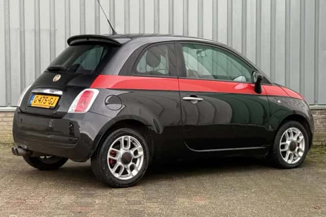 Fiat 500 (2009) thumbnail 2