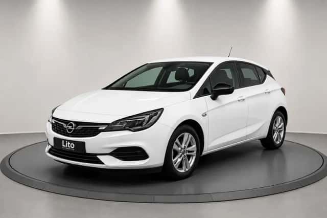Opel Astra (2021) thumbnail 1