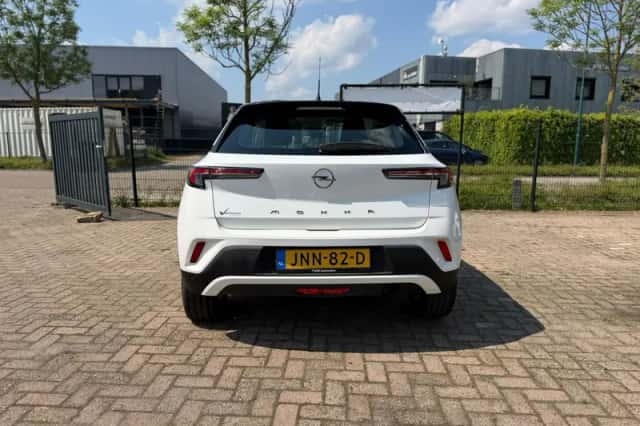 Opel Mokka (2022) thumbnail 3