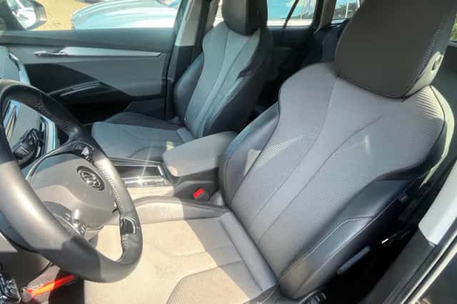 Škoda Enyaq (2021) thumbnail 3
