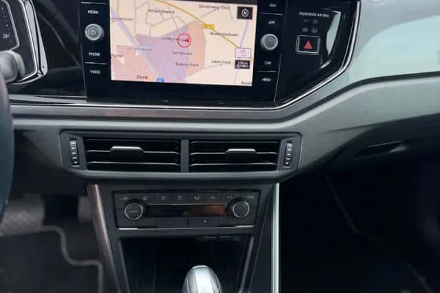 Volkswagen Polo (2020) thumbnail 6