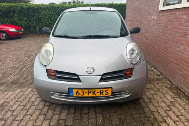 Nissan Micra (2004) thumbnail 2