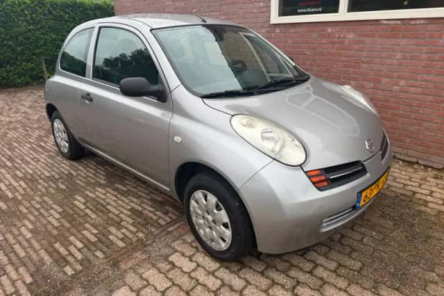 Nissan Micra (2004) thumbnail 3