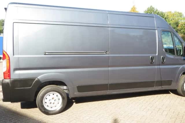 Peugeot Boxer (2021) thumbnail 3