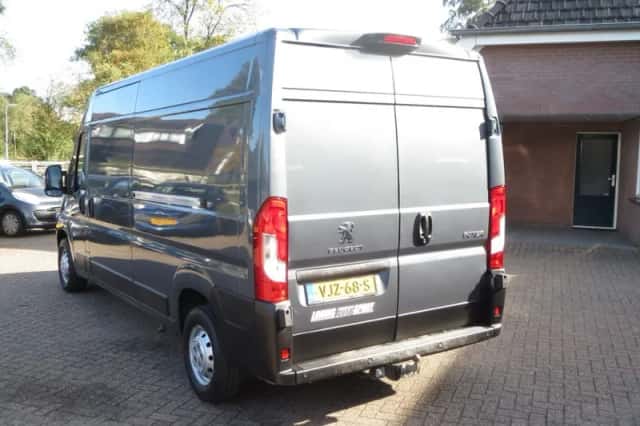 Peugeot Boxer (2021) thumbnail 4