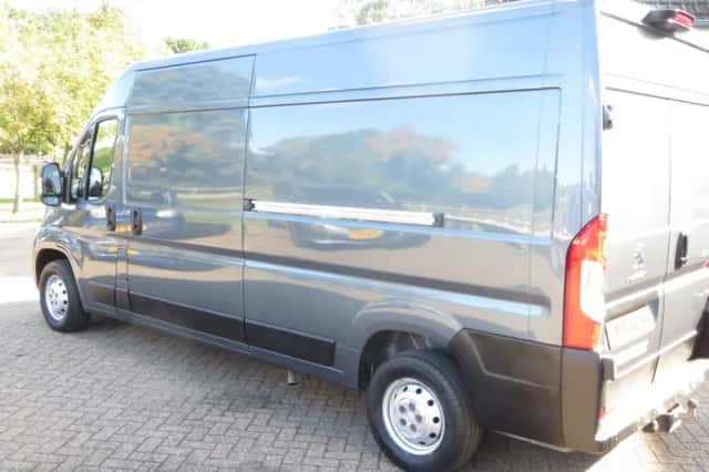 Peugeot Boxer (2021) thumbnail 5