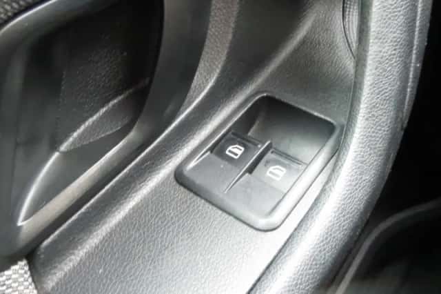 Škoda Fabia (2012) thumbnail 11
