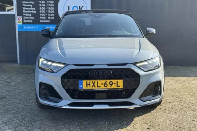 Audi A1 Citycarver (2020) thumbnail 5