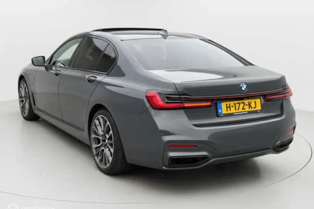 BMW 7-Serie (2020) thumbnail 4