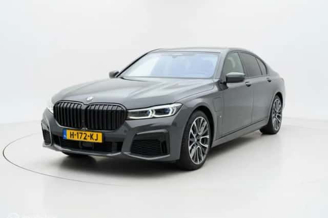 BMW 7-Serie (2020) thumbnail 5