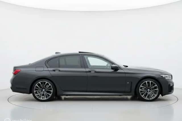 BMW 7-Serie (2020) thumbnail 6