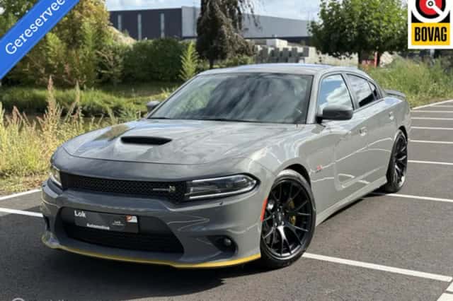 Dodge Charger (2017) thumbnail 1