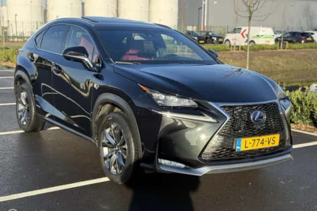 Lexus NX (2016) thumbnail 4