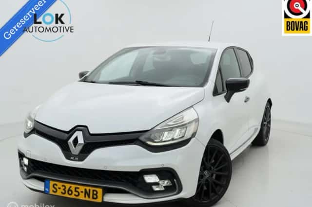 Renault Clio (2016) thumbnail 1