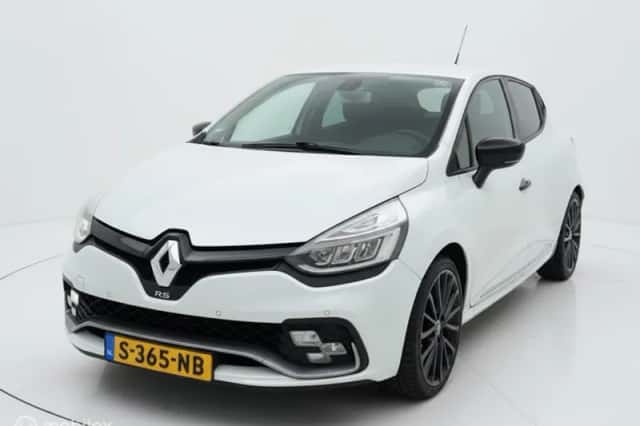 Renault Clio (2016) thumbnail 3