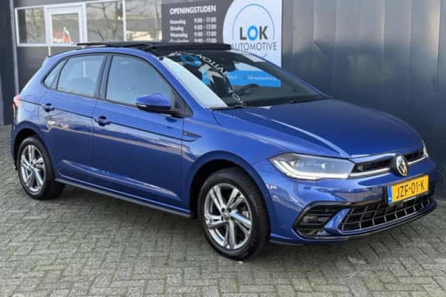 Volkswagen Polo (2023) thumbnail 3