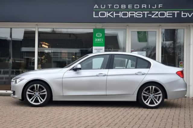 BMW 3-Serie (2013) thumbnail 4