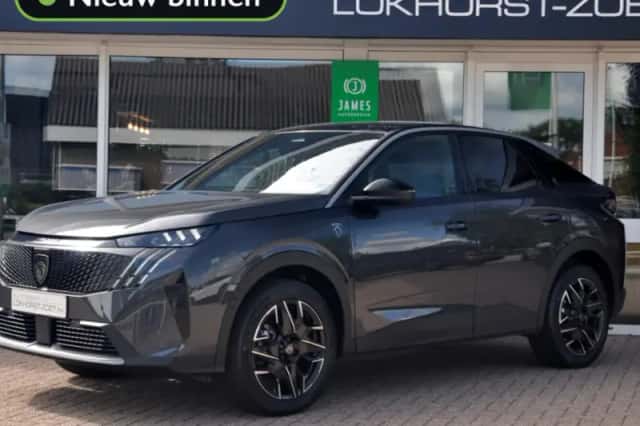 Peugeot 3008 (2025) thumbnail 1