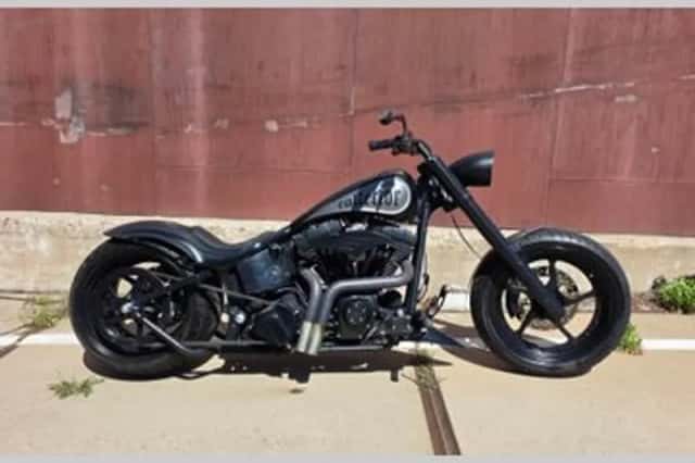 HARLEY-DAVIDSON "BONE COLLECTOR" SOFTAIL (2006) thumbnail 3
