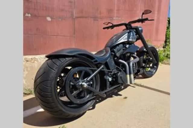 HARLEY-DAVIDSON "BONE COLLECTOR" SOFTAIL (2006) thumbnail 5