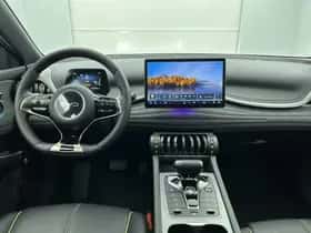 BYD ATTO_3 (2025) thumbnail 10