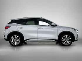 BYD ATTO_3 (2025) thumbnail 13
