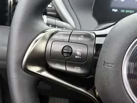BYD ATTO_3 (2025) thumbnail 16