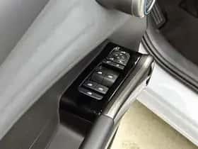 BYD ATTO_3 (2025) thumbnail 24