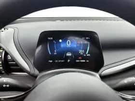 BYD ATTO_3 (2025) thumbnail 6