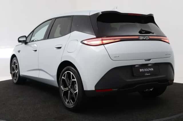BYD Dolphin (2026) thumbnail 4