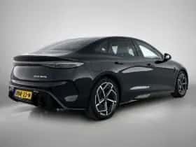 BYD Seal (2025) thumbnail 3