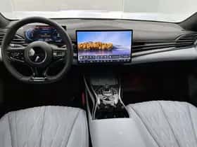 BYD Seal (2025) thumbnail 5