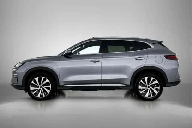 BYD SEAL_U (2025) thumbnail 3