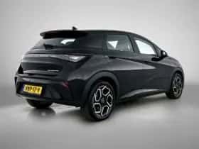 BYD Dolphin (2025) thumbnail 3