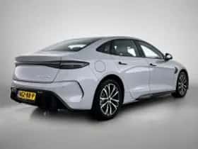 BYD Seal (2025) thumbnail 3