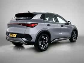 BYD ATTO_3 (2024) thumbnail 2