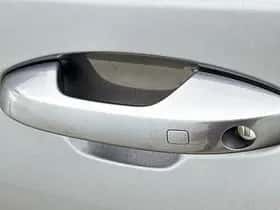 BYD ATTO_3 (2024) thumbnail 32