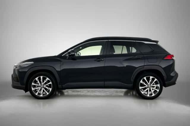Toyota Corolla_Cross (2023) thumbnail 3