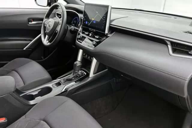 Toyota Corolla_Cross (2023) thumbnail 6