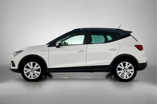 SEAT Arona (2019) thumbnail 3
