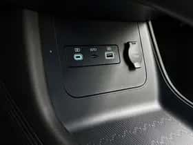 BYD ATTO_3 (2025) thumbnail 24