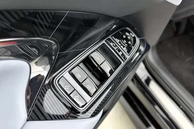 BYD Seal (2025) thumbnail 24