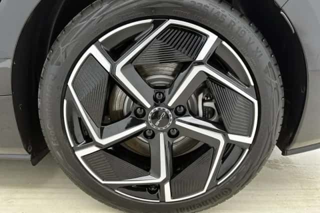 BYD Seal (2025) thumbnail 25