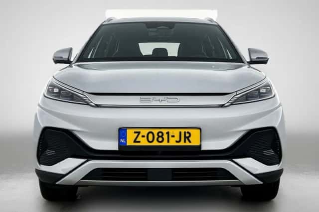 BYD ATTO_3 (2024) thumbnail 20