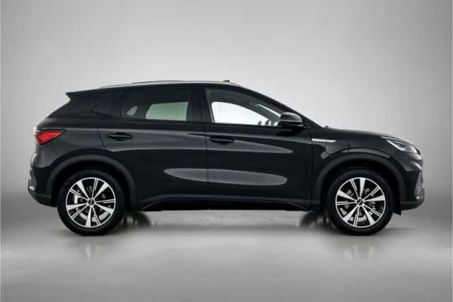 BYD ATTO_3 (2025) thumbnail 13